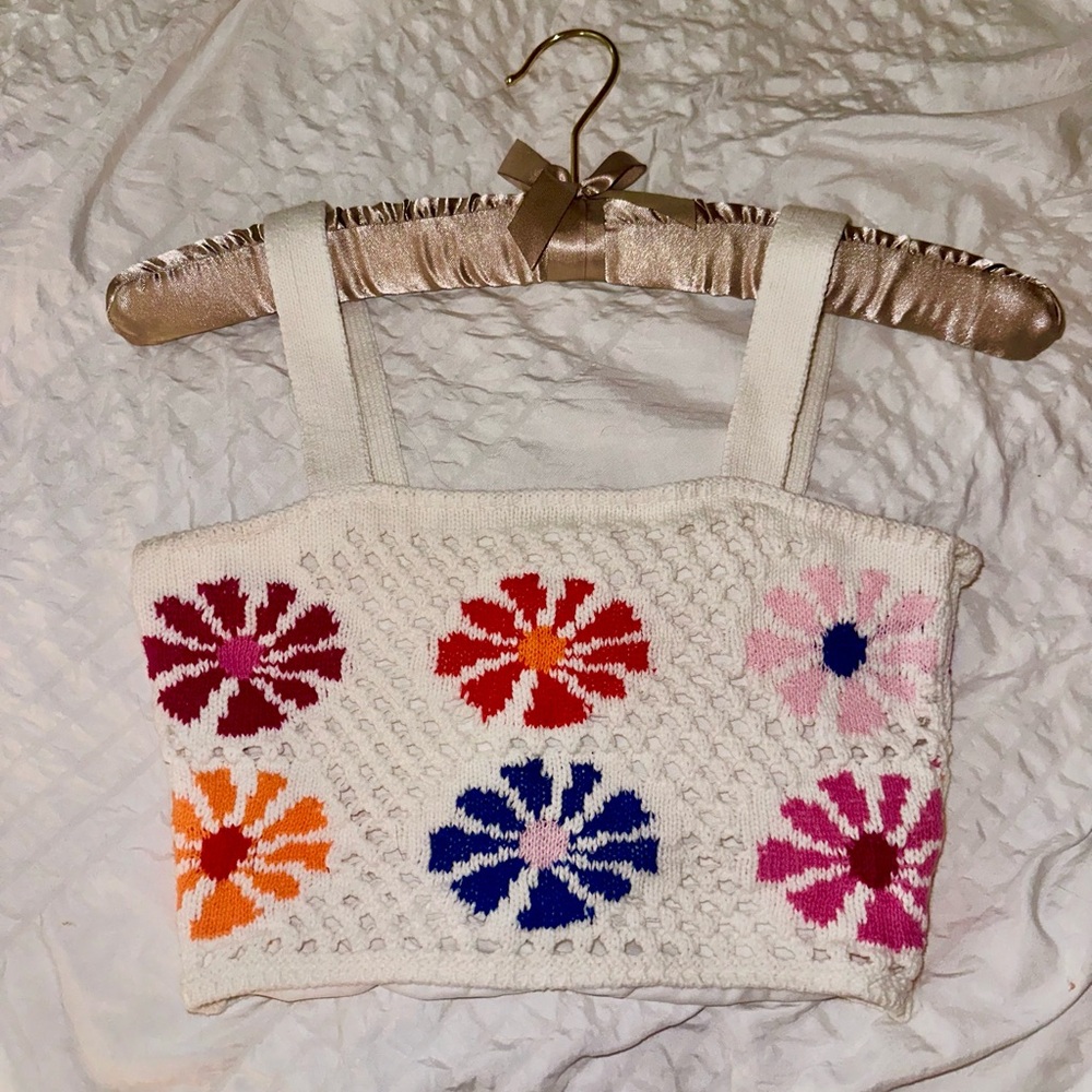 Altr’d State Crochet Floral Cropped Tank Top